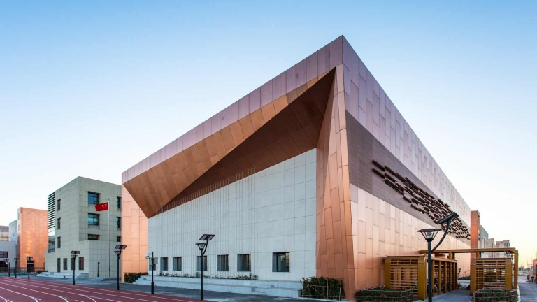 渤龙湖中小学校